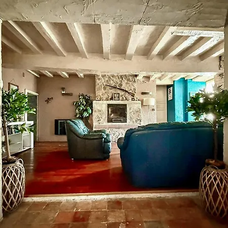 De Charme Avec Piscine Дом отдыха
